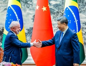 Xi Jinping diz que China vai aumentar presença no Brasil durante conversa com Lula