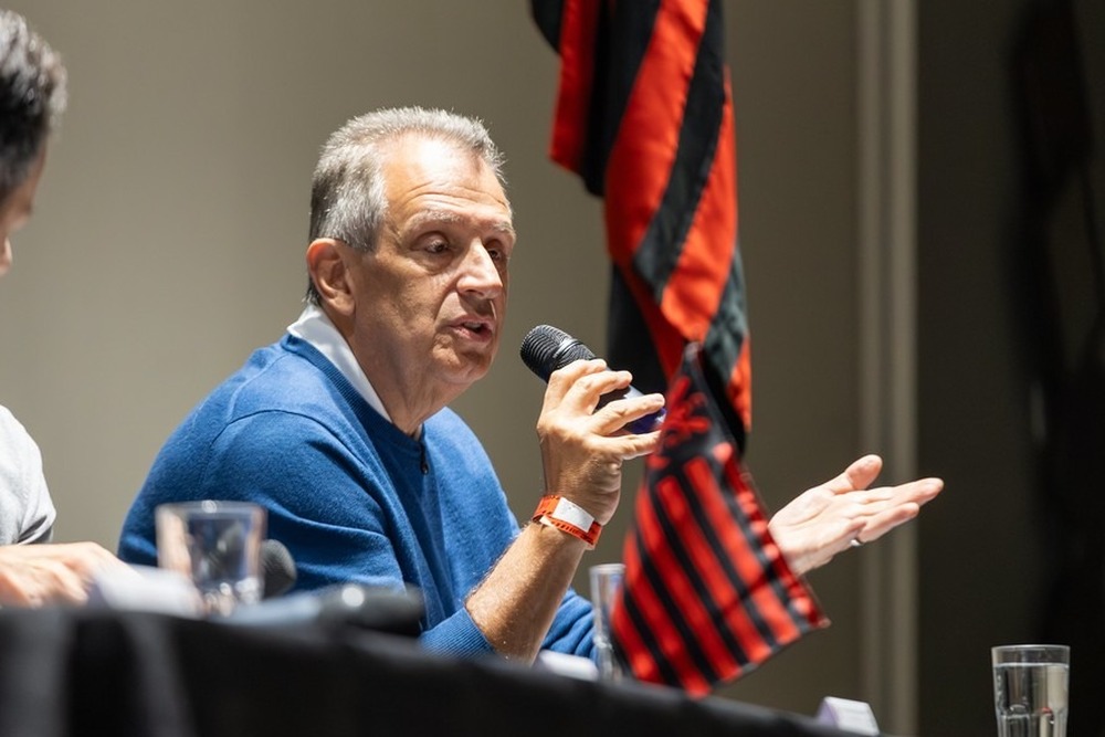 Presidente do Flamengo, Bap diz que exigiu elenco profissional em jogo contra o Vasco, mas não interferiu na escalação