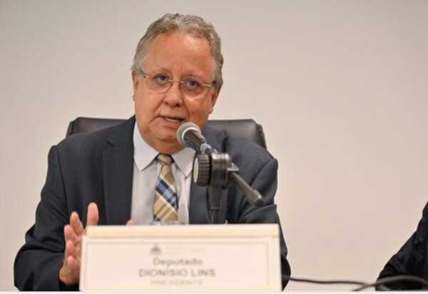 Carnaval:dirigentes da Série Ouro entregam denúncias contra LIESA ao vice-presidente da Comissão de Defesa do Consumidor da Assembleia Legislativa