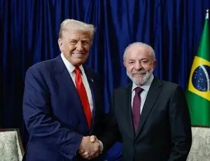 Lula conversa com Trump e pede mudanças em Conselho da Paz