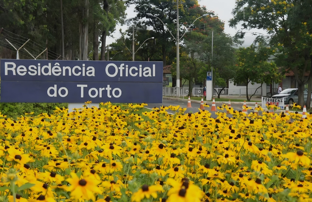  Lula transforma Granja do Torto em bunker político para reuniões secretas