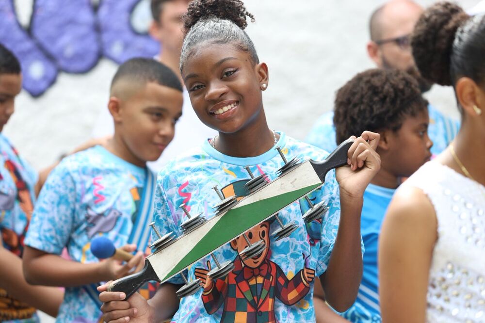 Concurso da Realeza marca reta final do Pré-Carnaval 2026 do Bloco Loucos pela Vida em Niterói