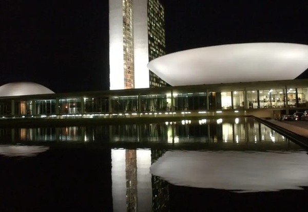 Câmara aprova projeto do Governo do Brasil para modernizar e fortalecer serviço público