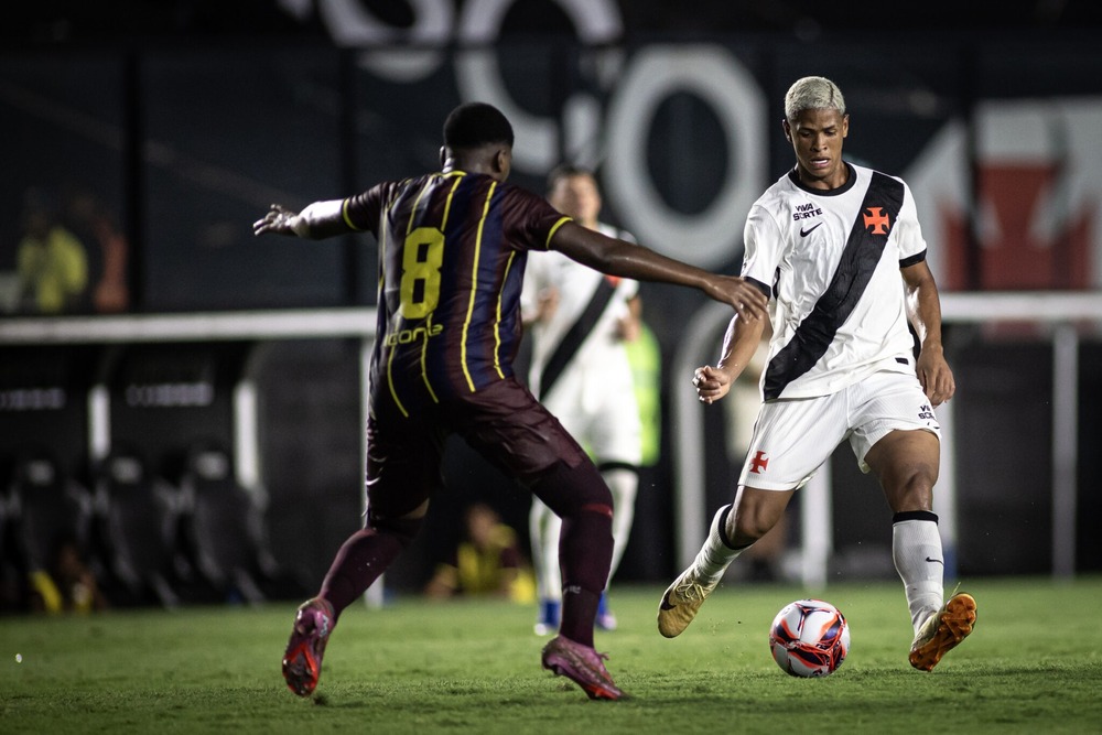 Vasco empata com o Madureira e depende da última rodada para se classificar; Voltaço vence o Maricá