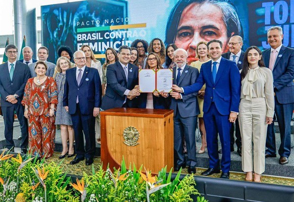 Pacto Nacional contra Feminicídio é luta de toda a sociedade, diz Lula. 'Principalmente dos homens'