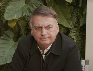 PF lista doenças de Bolsonaro e fala em risco de morte súbita