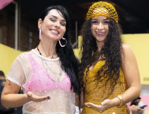 Tainara Martins, intérprete oficial, e Luciana Picorelli lideram a União do Parque Acari na Sapucaí