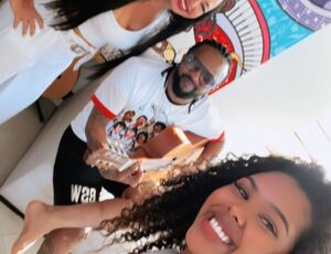 A podóloga dos artistas: Monica Paiva cuida dos pés de nomes da música brasileira