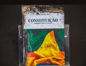 Rio vira palco de disputa judicial por gastos públicos com eventos religiosos