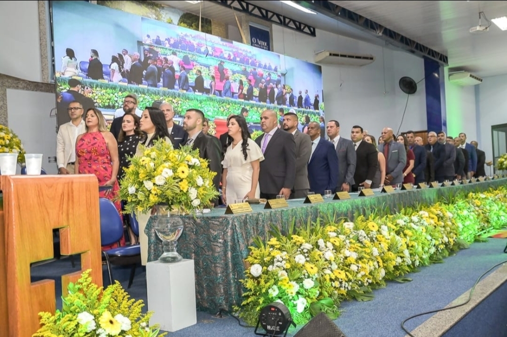 Sessão Solene histórica celebra 167 anos de Araruama e reafirma a força institucional do Legislativo Municipal