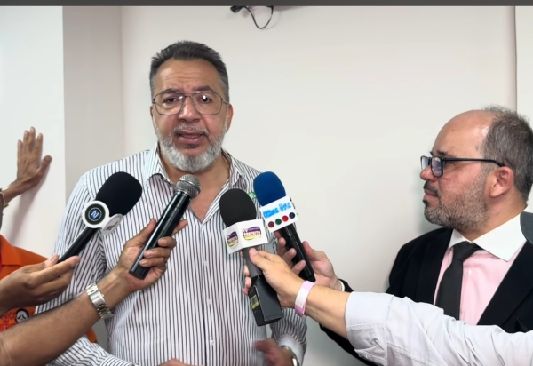 Canella defende Wladimir mas destroça Garotinho 'Não vou me enrolar na lama com psicopatas', 'viciado em rivotril' e anuncia renúncia para disputar Senado