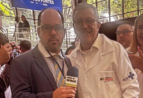 Presidente Lula e ministro Alexandre Padilha inauguram novo centro de emergência do Hospital Federal Cardoso Fontes no Rio de Janeiro. Governo investe quase R$ 1 bilhão na modernização dos hospitais federais do Rio