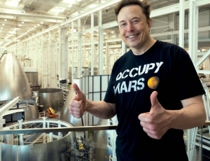 O céu não é o limite: como Elon Musk pode se tornar o primeiro trilionário da história