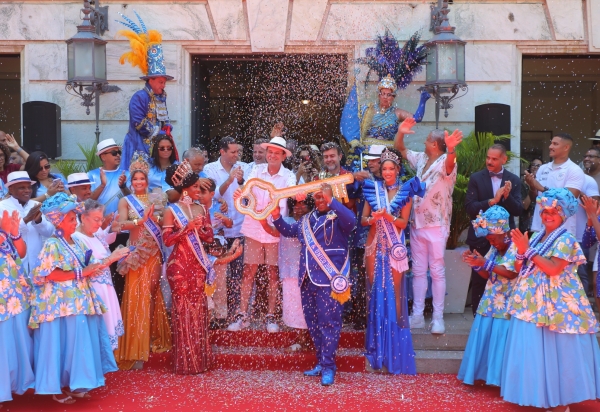 Pesquisa diz que 67% dos fluminenses têm medo de levar celular para eventos lotados