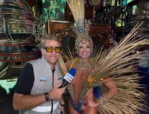 Vanessa Rangeli brilha em estreia como rainha de bateria da Niterói 'Foi só alegria'