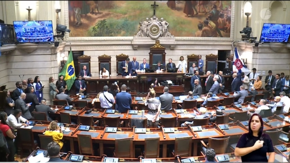 Vice-prefeito Cavaliere anuncia decreto que promete resolver impasse sobre comando e nomenclatura da Força Municipal, para armar a GM-Rio