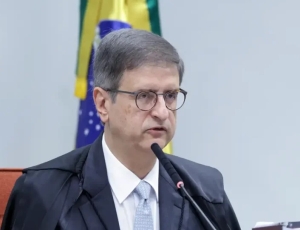 PGR apresenta parecer contrário à prisão domiciliar para Jair Bolsonaro