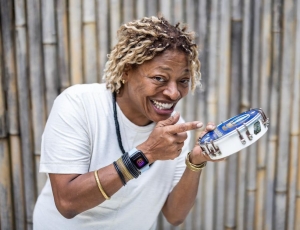 Mart'nália será homenageada pelo Bloco 7 de Paus no encerramento do Carnaval 2025