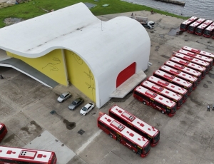 Prefeitura de Niterói e consórcio Transnit apresentam 39 novos ônibus com ar-condicionado para a Região Norte