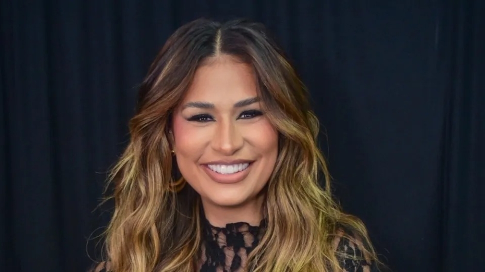 Simone Mendes revela susto após hotel em Dubai ser atingido por míssil