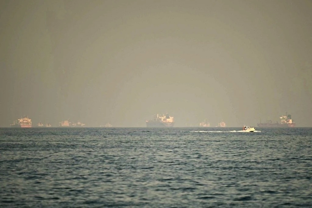 Tensão envolvendo EUA e Irã gera alerta para embarcações no Oriente Médio