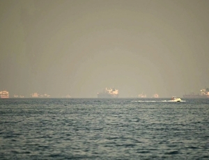 Tensão envolvendo EUA e Irã gera alerta para embarcações no Oriente Médio