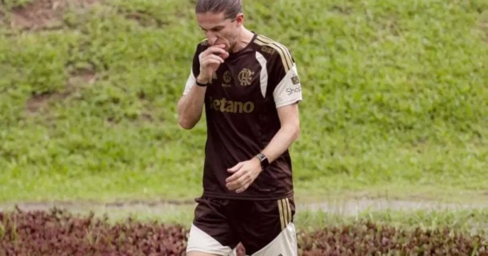 Despedida de Filipe Luís no Flamengo é marcada por emoção