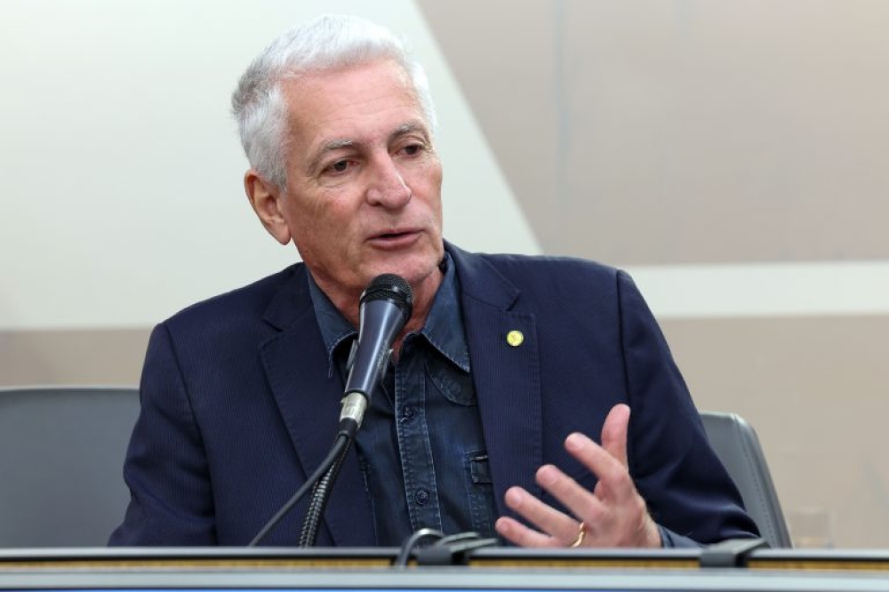 Se quebrarem sigilos de deputados, movimentação será maior que R$ 19 milhões, diz deputado Rogério Correia