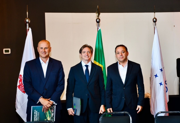 Tande Vieira apresenta projetos estruturantes de Resende em encontro internacional da Mercocidades e CAF, em Niterói