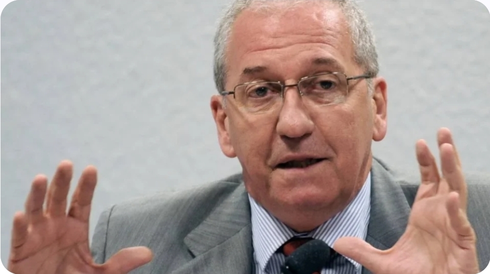 Ex-ministro de Lula é retido no aeroporto do Panamá e deportado ao Brasil