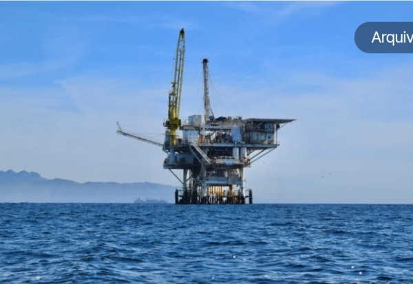 PETRÓLEO PERTO DE US$ 120