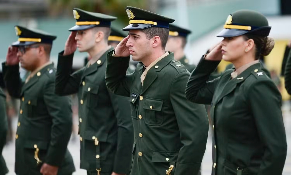Exército abre concurso para Oficiais: salários até R$ 9 mil em diversas profissões! Veja requisitos, inscrições, etapas e mais