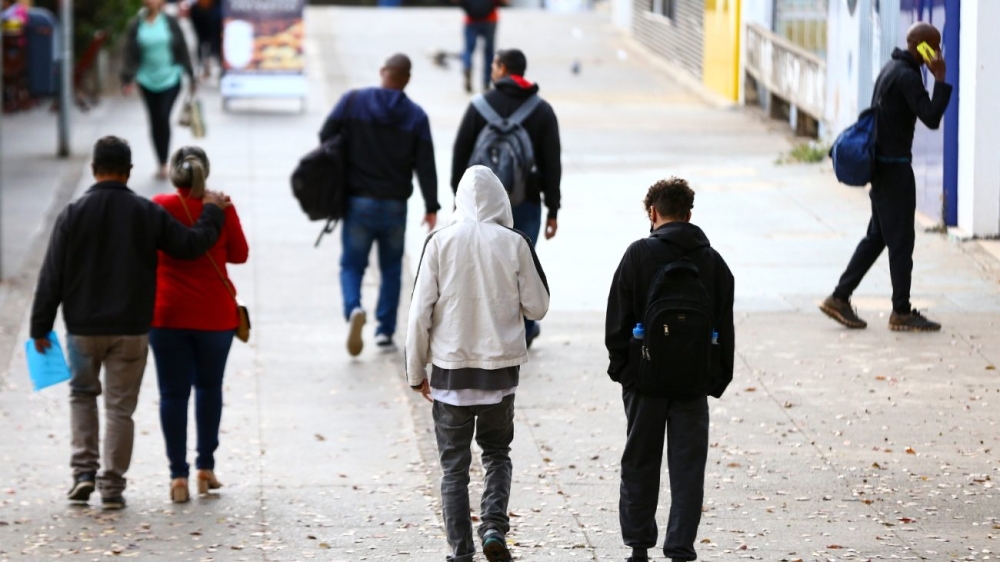 Primeira frente fria do outono já tem previsão para atingir o Brasil