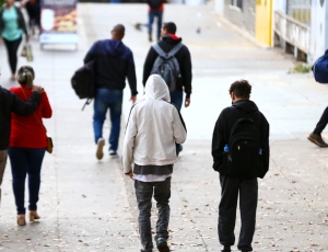 Primeira frente fria do outono já tem previsão para atingir o Brasil