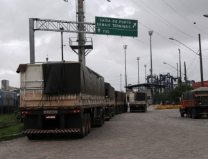 Medida provisória endurece regras da tabela do frete com multas e sanções