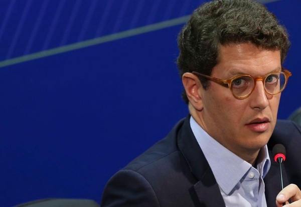 PF troca chefe que pediu investigação de Ricardo Salles