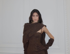 Brasileira Luiza Perote se consagra a segunda modelo com mais desfiles da temporada internacional de moda