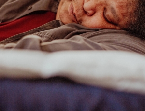 Novo medicamento aprovado traz esperança no tratamento da apneia do sono