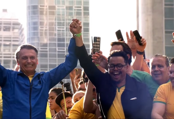 O candidato de Bolsonaro: Rafael Satiê anuncia pré-candidatura a deputado federal