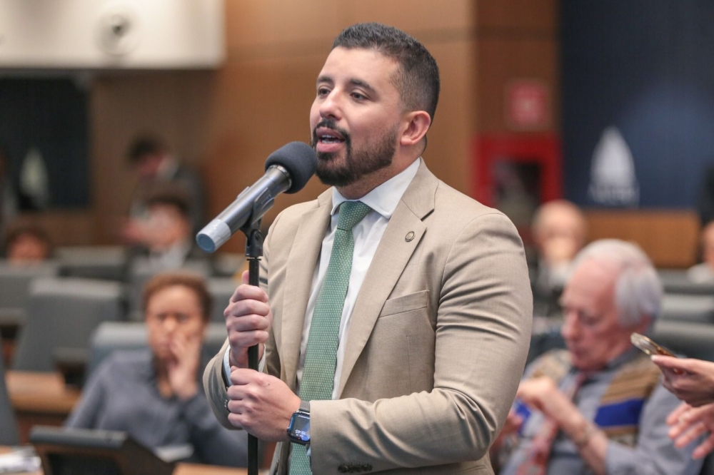 Preço dos combustíveis: Deputado Yuri Moura pede fiscalização da Agência Nacional do Petróleo em Petrópolis