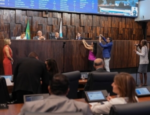 Guilherme Delaroli (PL), propôs destinação de recursos para ampliar a fiscalização nos vagões femininos nos trens e metrô