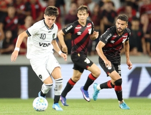 Athletico-PR domina e vence o Botafogo na Arena da Baixada pelo Brasileirão