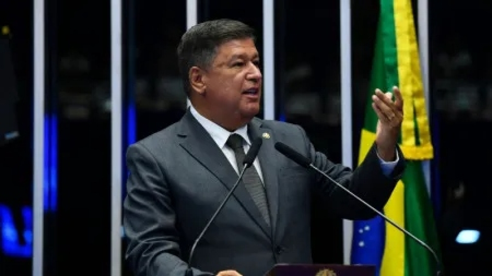 Presidente da CPI do INSS comprou avião de R$ 1,5 milhão