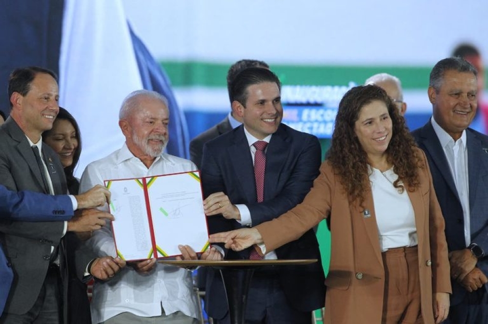 Lula sanciona Projeto de Lei que consolida maior reestruturação das carreiras do Executivo em um mandato