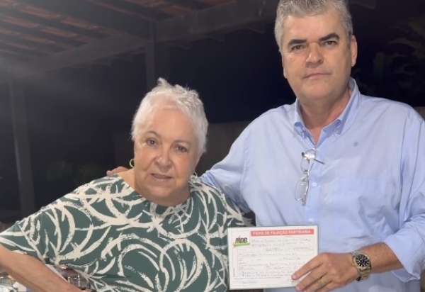 Cidinha Campos se filia ao MDB para disputar vaga de deputada federal pelo Rio