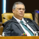 Dino investiga repasse de emendas PIX à fundação de Valadão