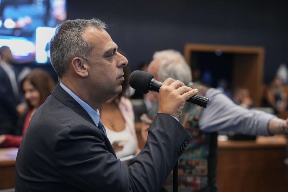 Projeto na Alerj amplia mecanismos de denúncia de maus-tratos a animais no Rio