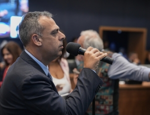 Projeto na Alerj amplia mecanismos de denúncia de maus-tratos a animais no Rio