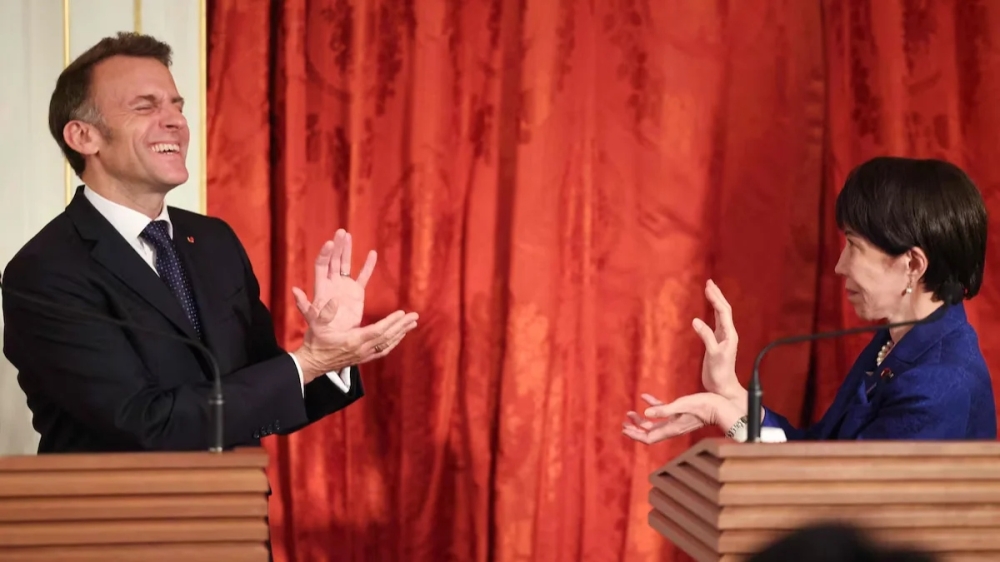 Não é IA: primeira-ministra do Japão faz disputa de Kamehameha com presidente da França