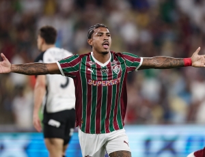 Fluminense vence mais uma no Maracanã e chega à segunda posição do Brasileirão